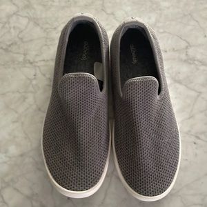 Allbirds Tree Lounger (never worn outside and only worn a handful of times)